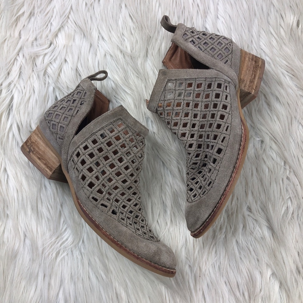Jeffrey Campbell Taggart‎ Suede Cutout Taupe Cut Out Pointed Western Booties